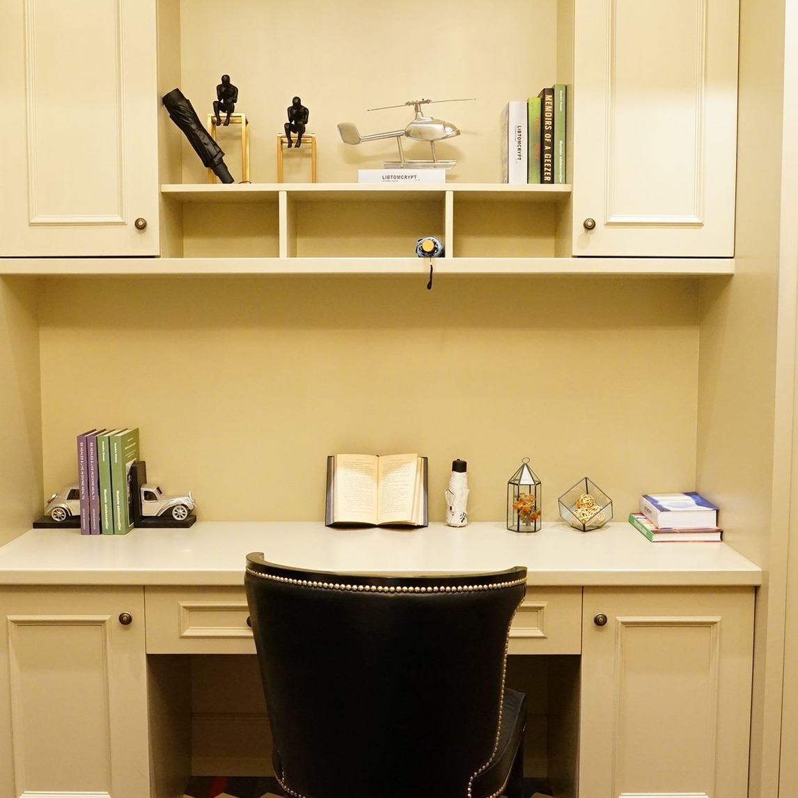 男孩子的书桌台也可以很酷哦