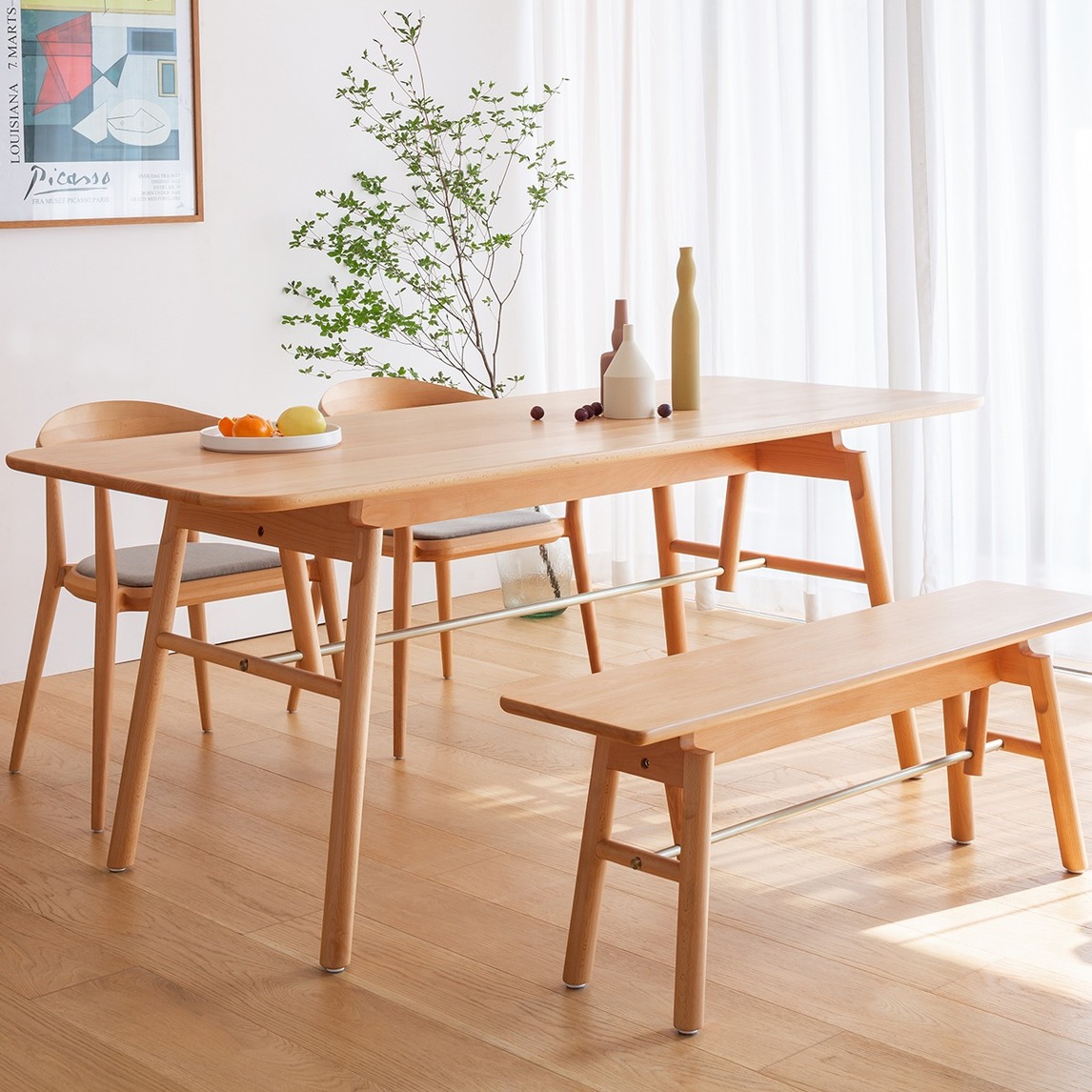 北欧现代简约餐桌