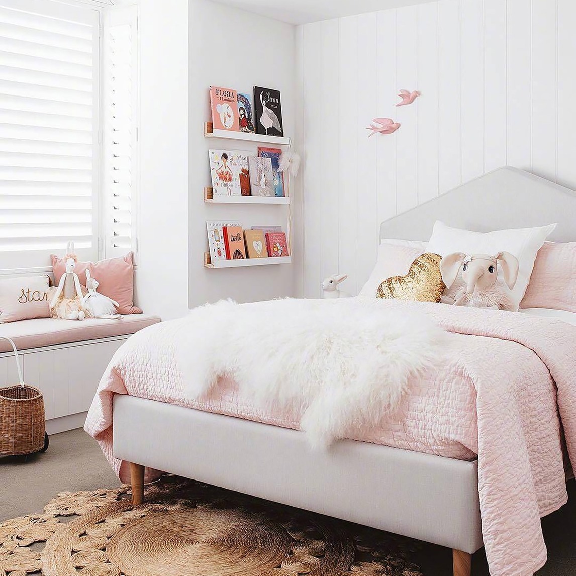 用粉色装点卧室,感受满满少女心
