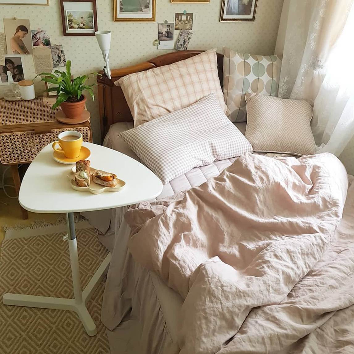 温馨北欧风打造文艺卧室