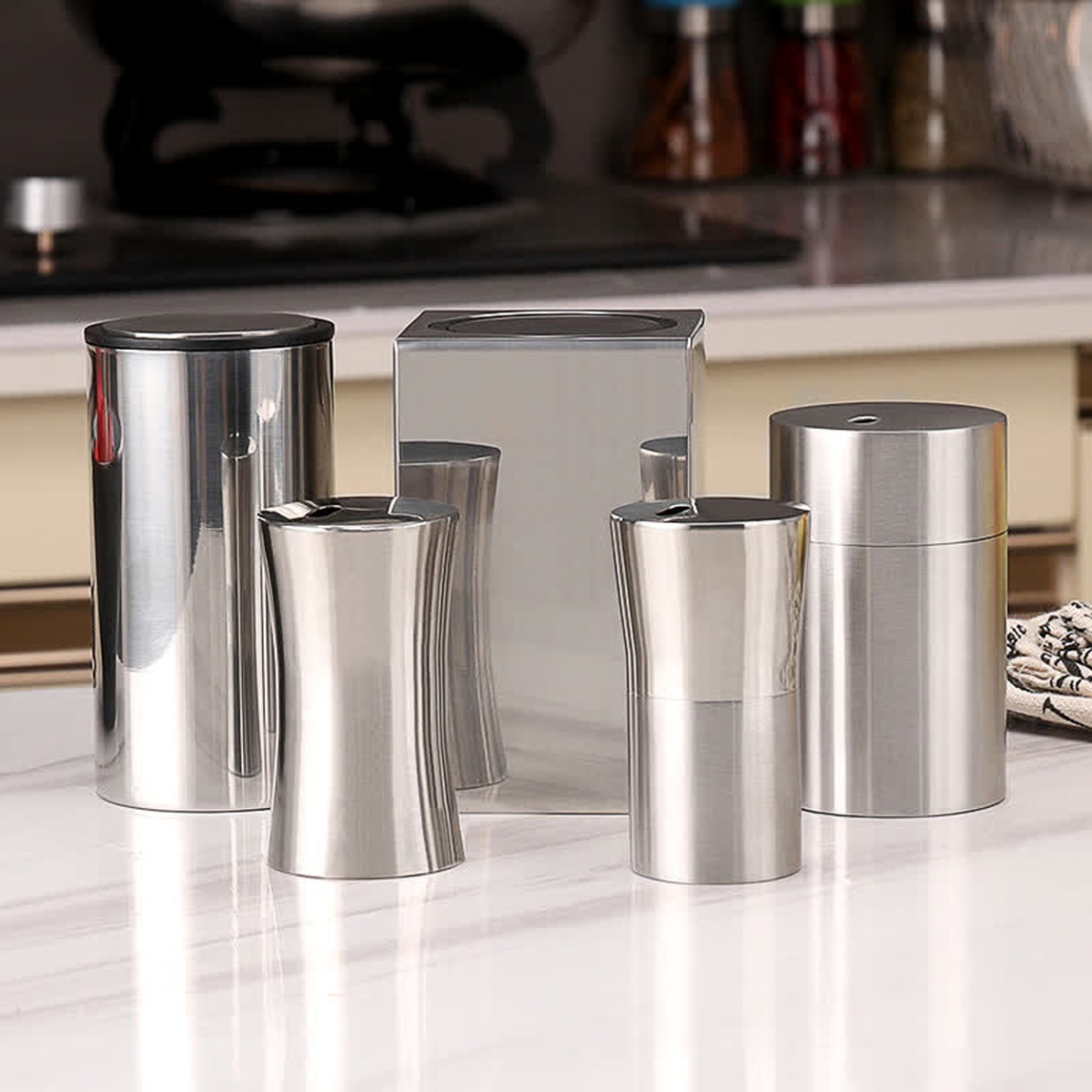 金属收纳小物件,为你打造现代客厅风格!