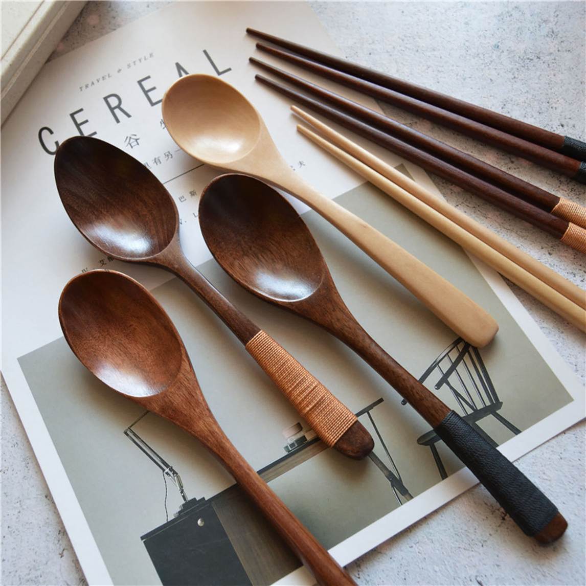 日式风实用物品,让餐厅质朴而又典雅