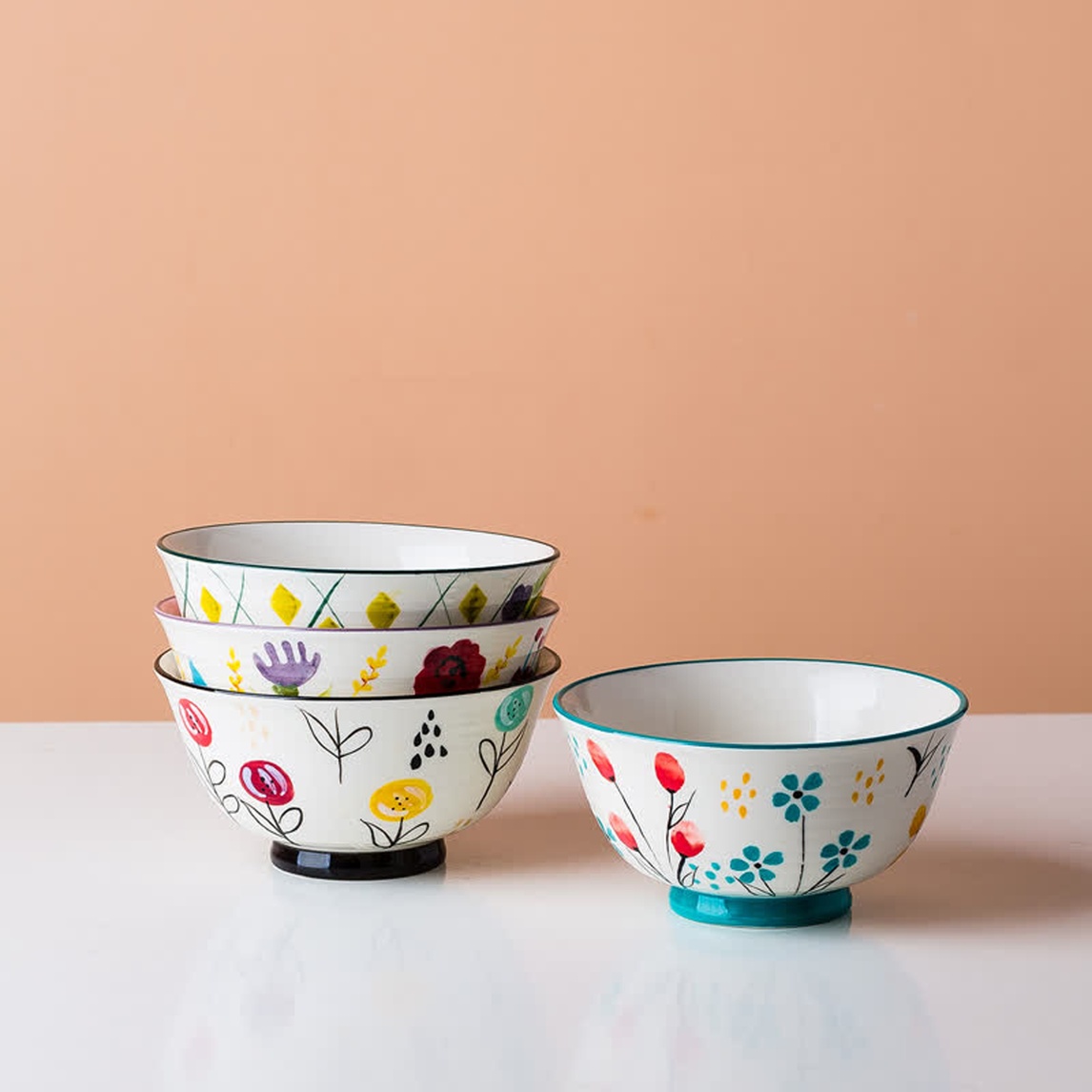 手绘可爱花纹陶瓷餐具