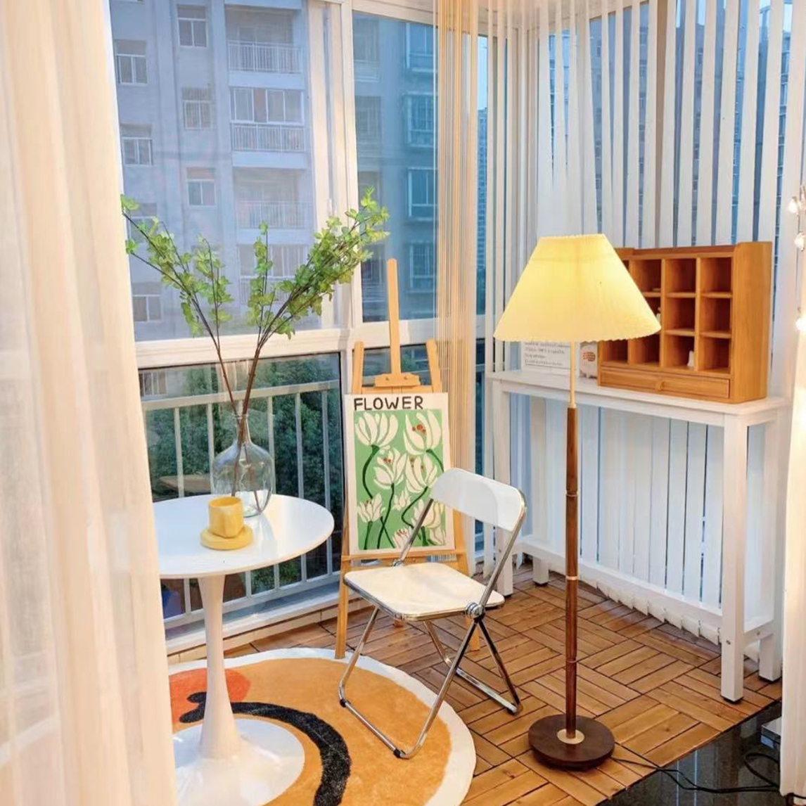 阳台一角打造一个休闲区,让生活更惬意