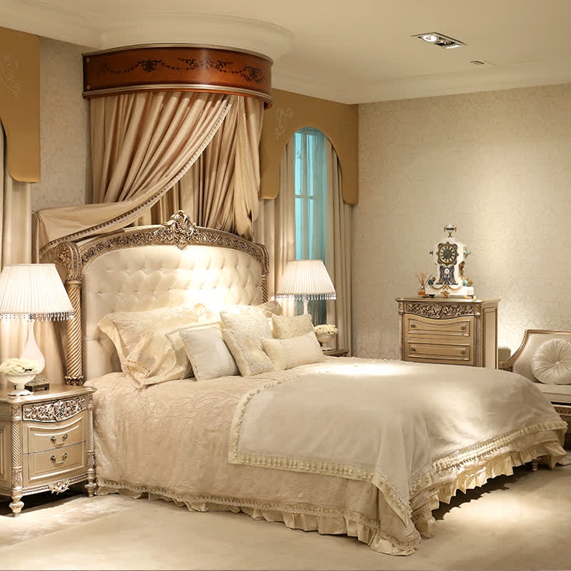 打造大气典雅卧室环境试试这样些装扮