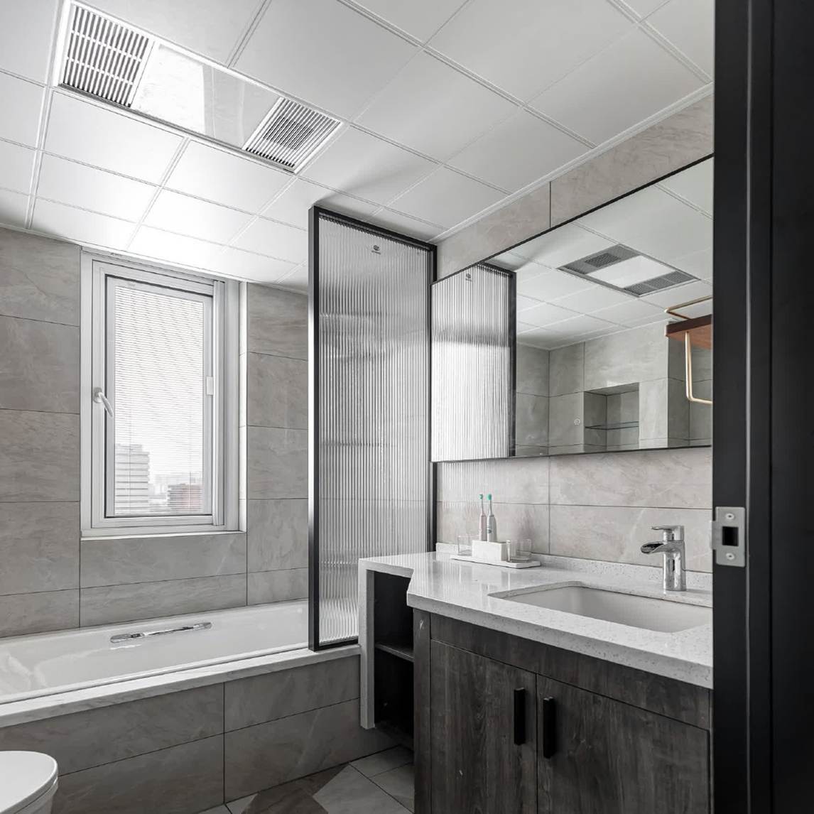 现代简约浴室设计这样就很舒适