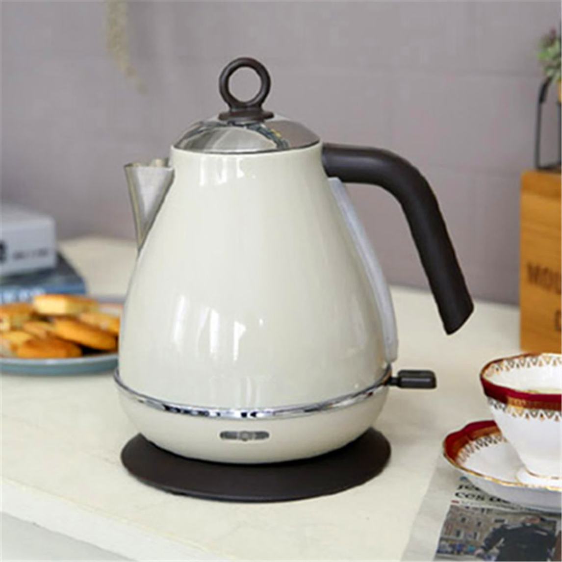 精美热水壶打造复古风厨房